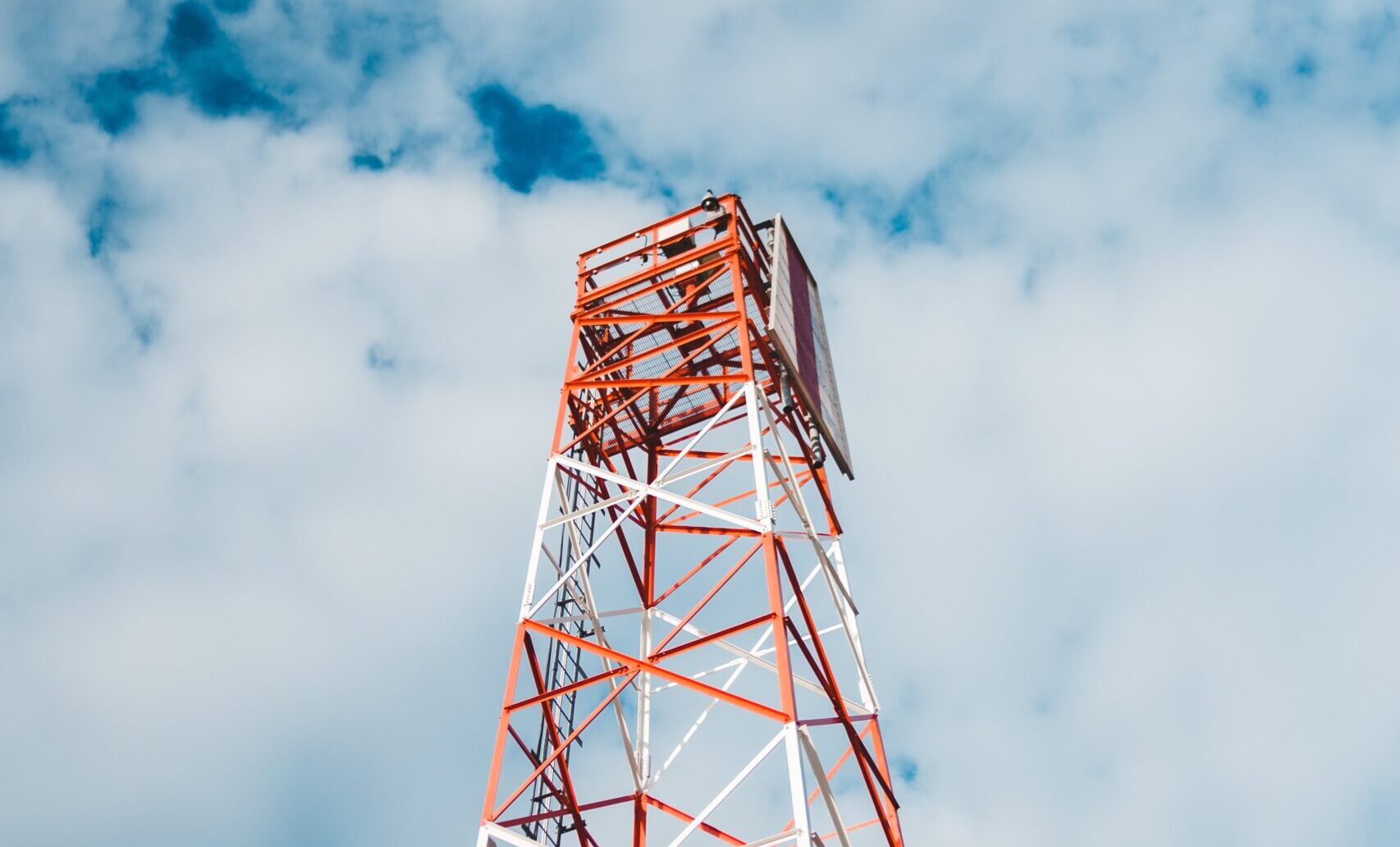 通信タワー・テレコムタワー・電波塔業界の世界市場シェアの分析